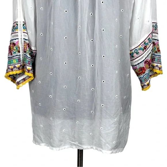 JOHNNY WAS EMBROIDERED EYELET BOHO PULLOVER TUNIC TOP - Picture 8 of 16